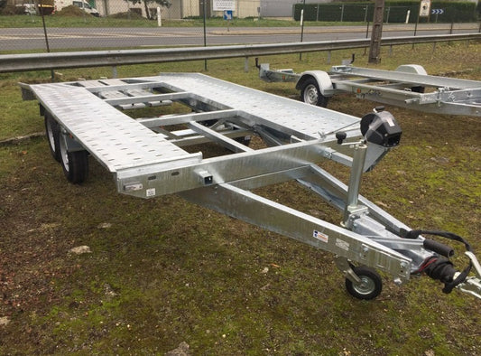 Remolque portacoches ptac 2700 kg entregado nuevo con 5 años de garantía